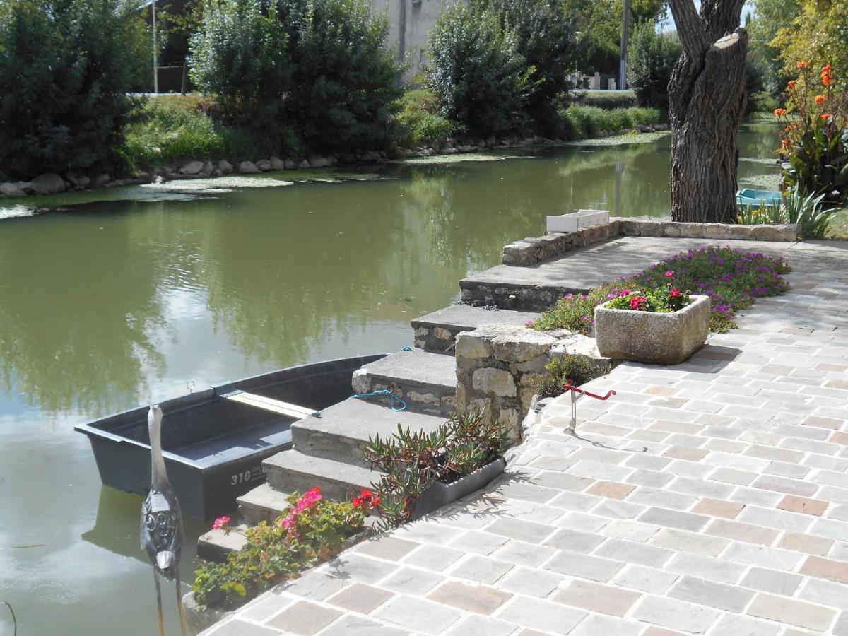 Marais Poitevin Bord Riviere Peche ,Barque, Velos, Wifi, Linge, Cheminee, Cuisine, Terrain De Boules La Taillee エクステリア 写真