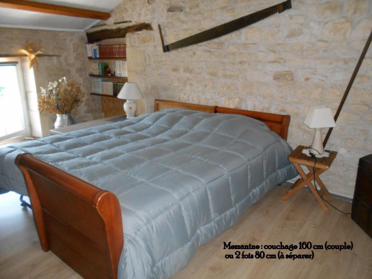 Marais Poitevin Bord Riviere Peche ,Barque, Velos, Wifi, Linge, Cheminee, Cuisine, Terrain De Boules La Taillee エクステリア 写真